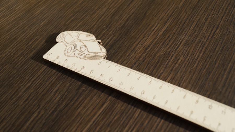 Car ruler