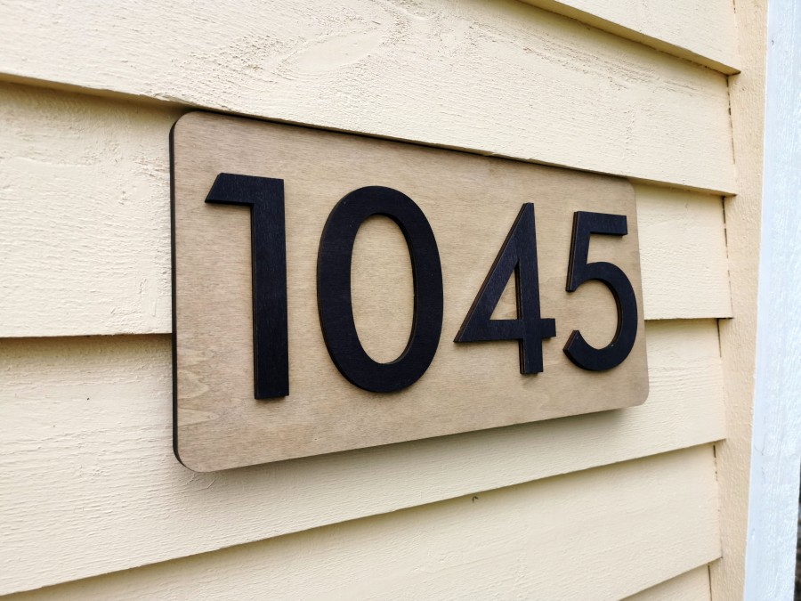 House number sign