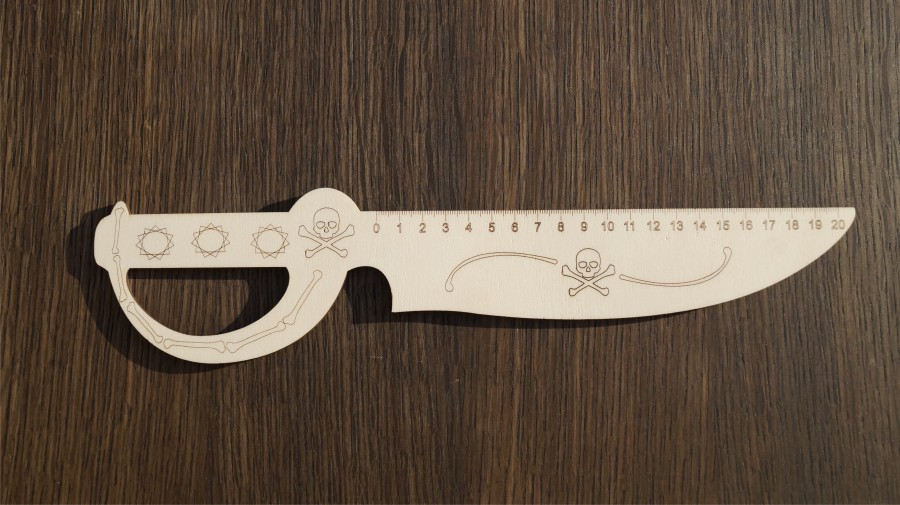 Pirate sword ruler